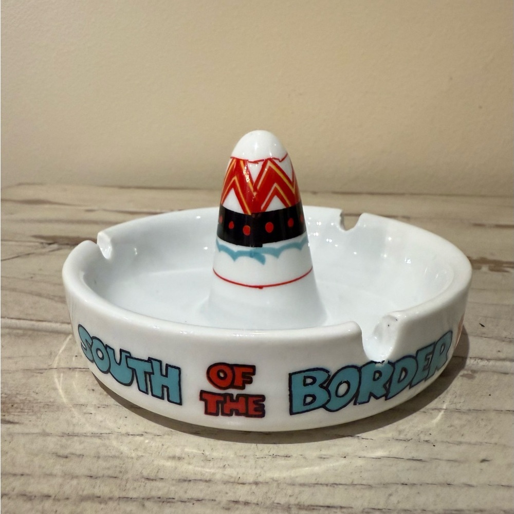 South of The Border vintage ashtray